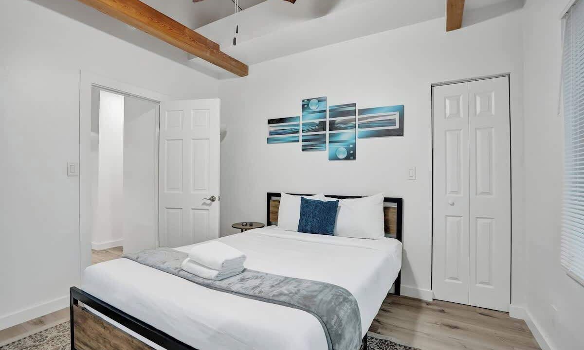 Photo of Bedroom in Sailboat Bend