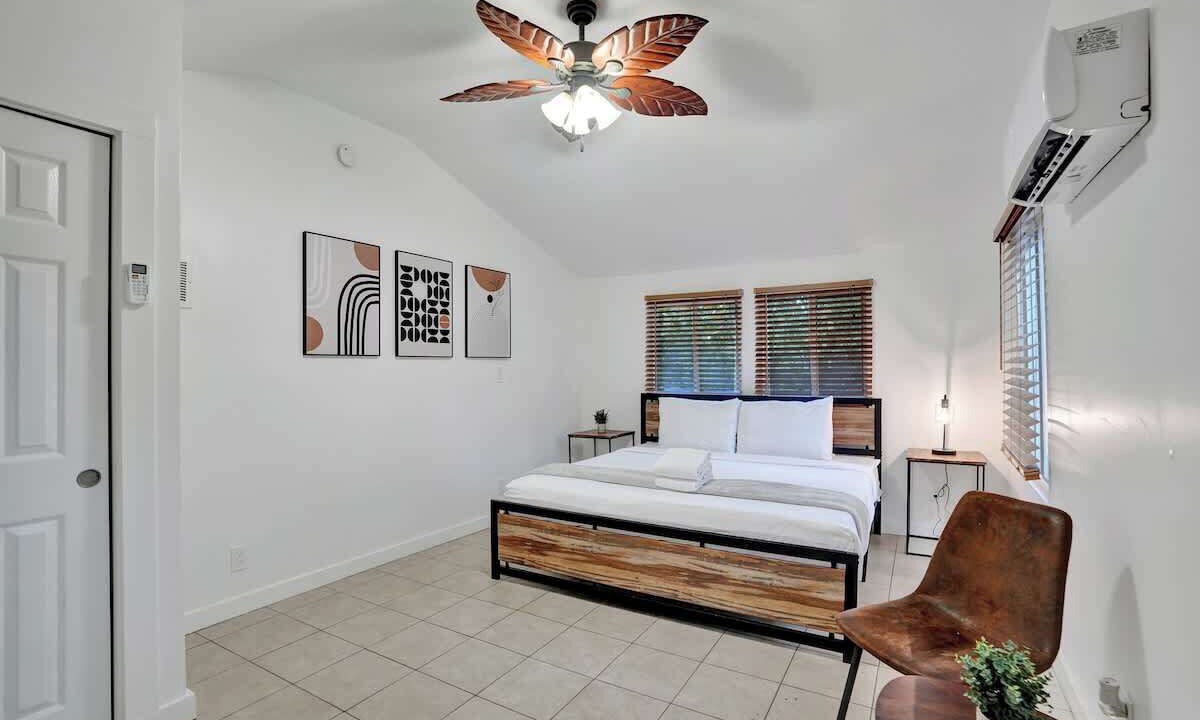 Photo of Bedroom in Sailboat Bend