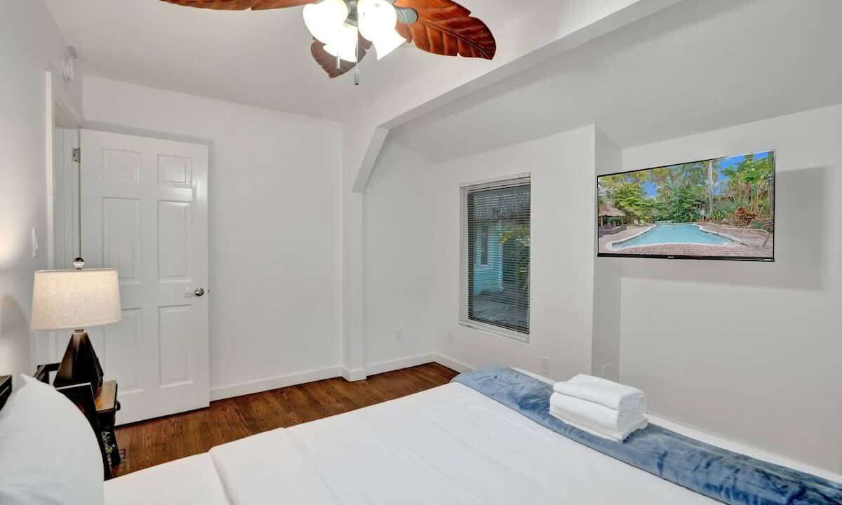 Photo of Bedroom in Sailboat Bend