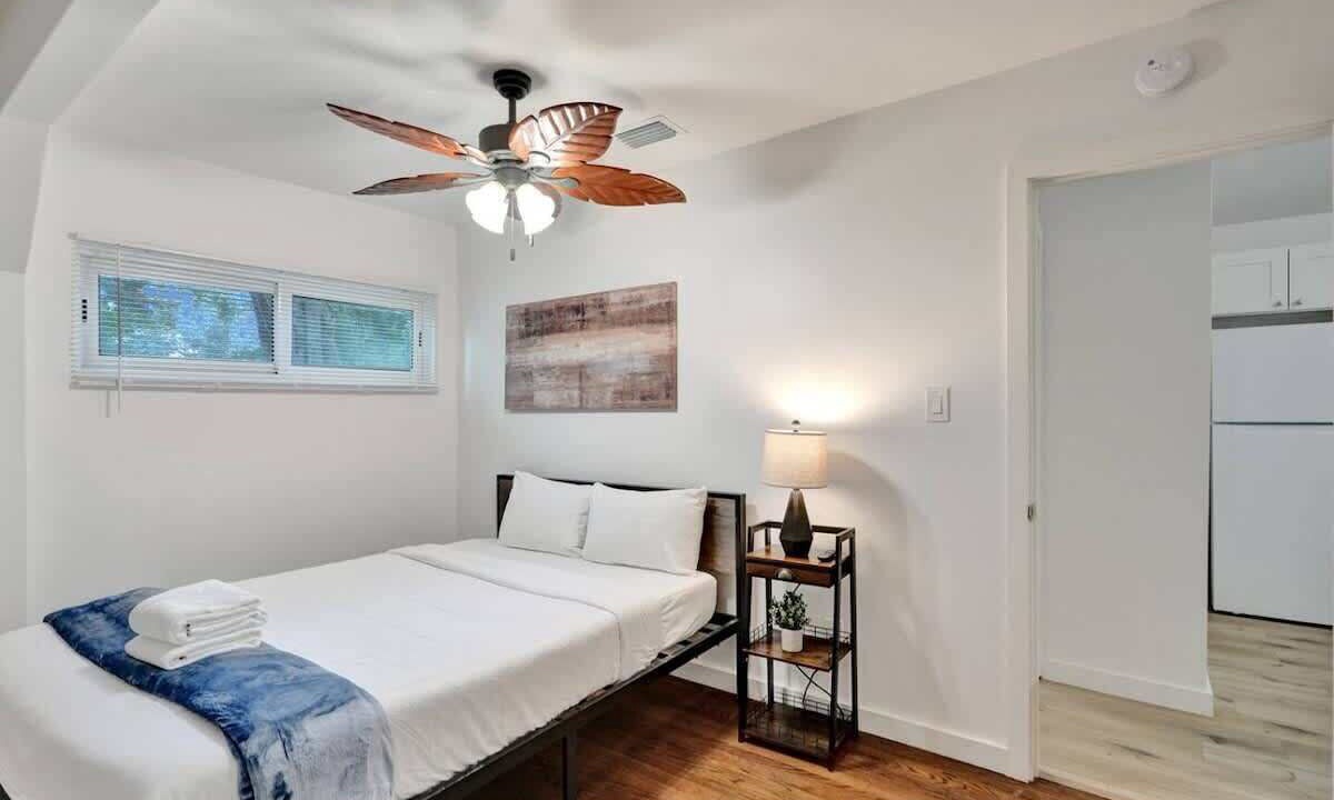 Photo of Bedroom in Sailboat Bend