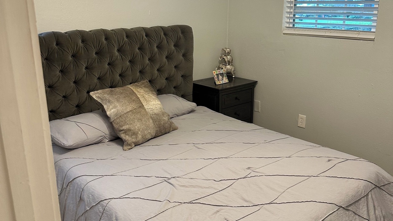 Photo of Bedroom in Old Aurora