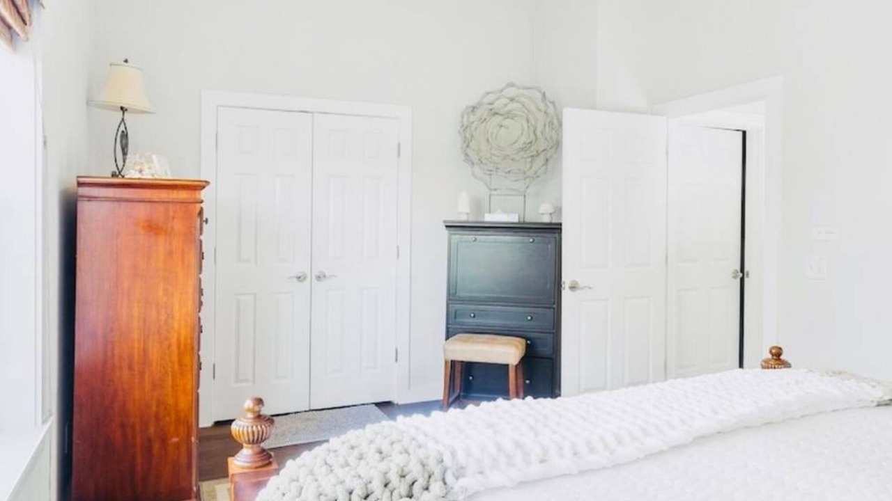 Photo of Bedroom in Hollywood Beach