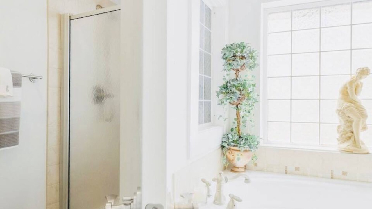 Photo of Bathroom in Hollywood Beach