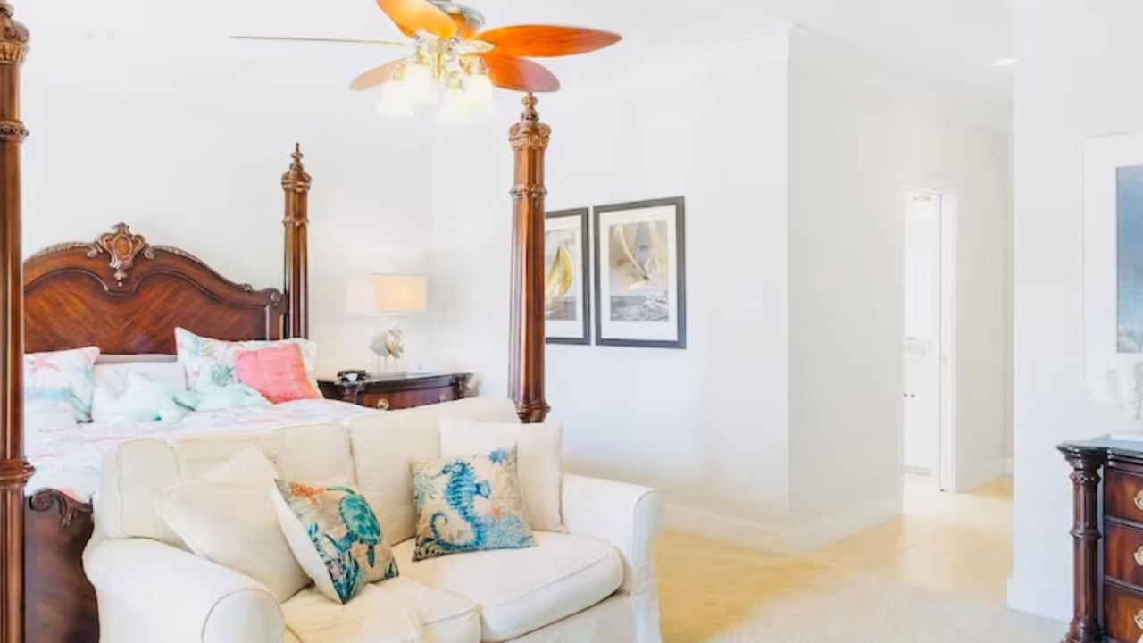 Photo of Bedroom in Hollywood Beach