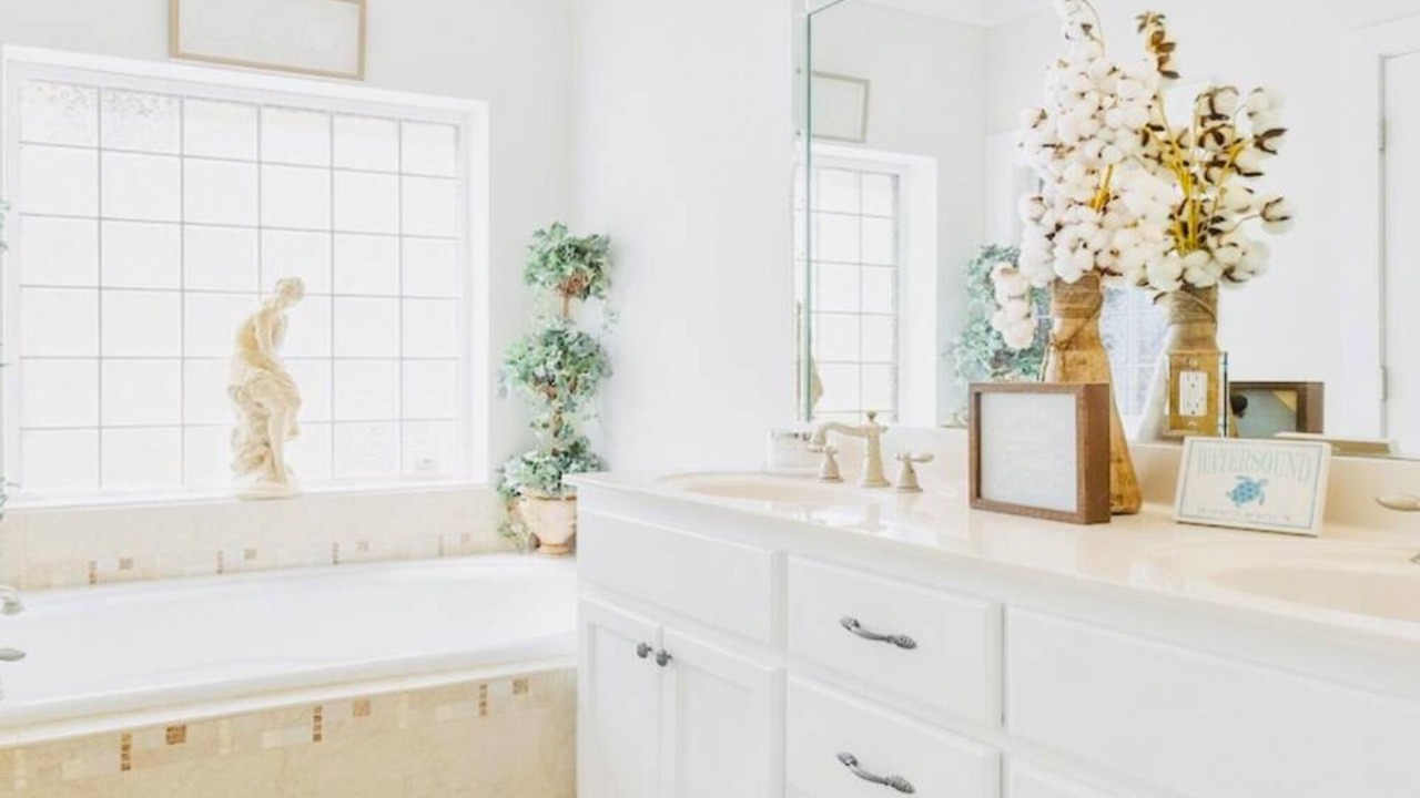 Photo of Bathroom in Hollywood Beach