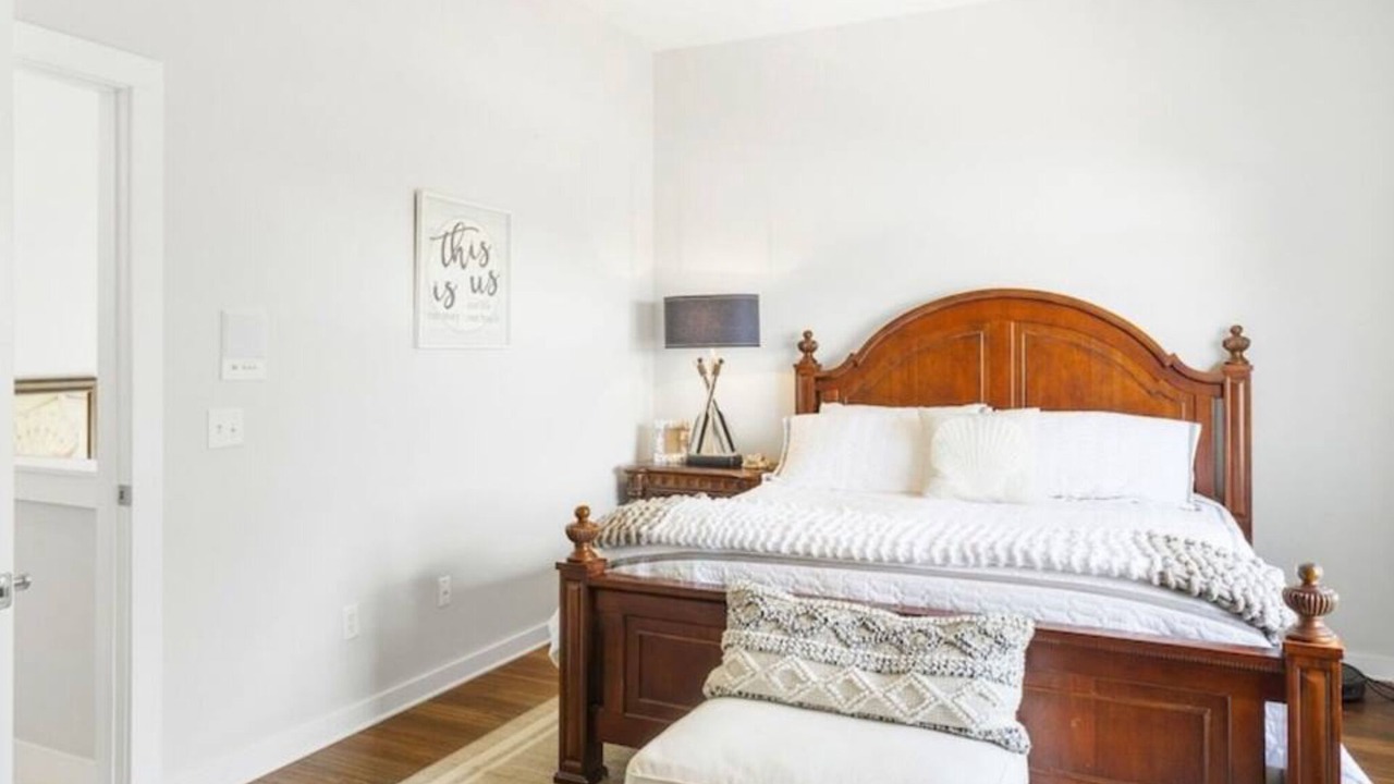 Photo of Bedroom in Hollywood Beach