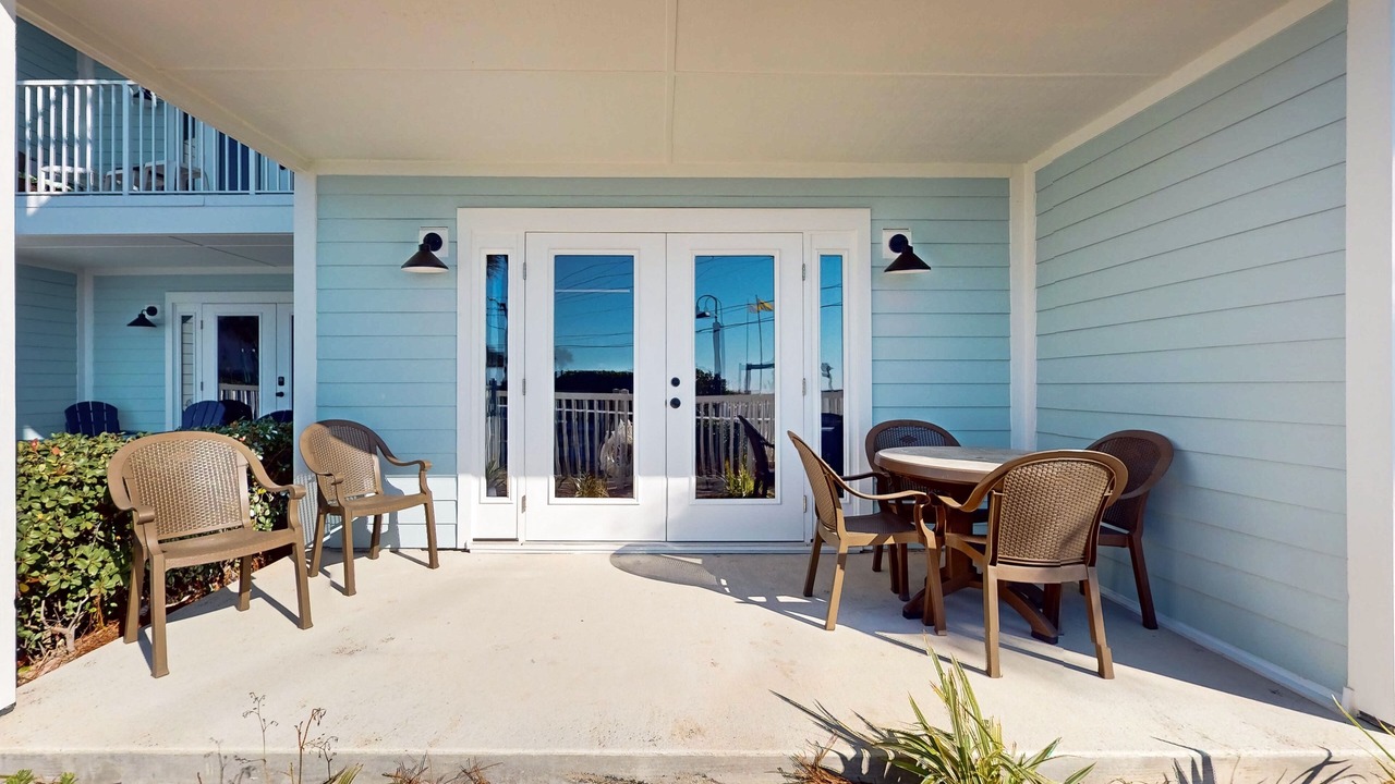 Photo of Outdoor in Avalon Beach Estates
