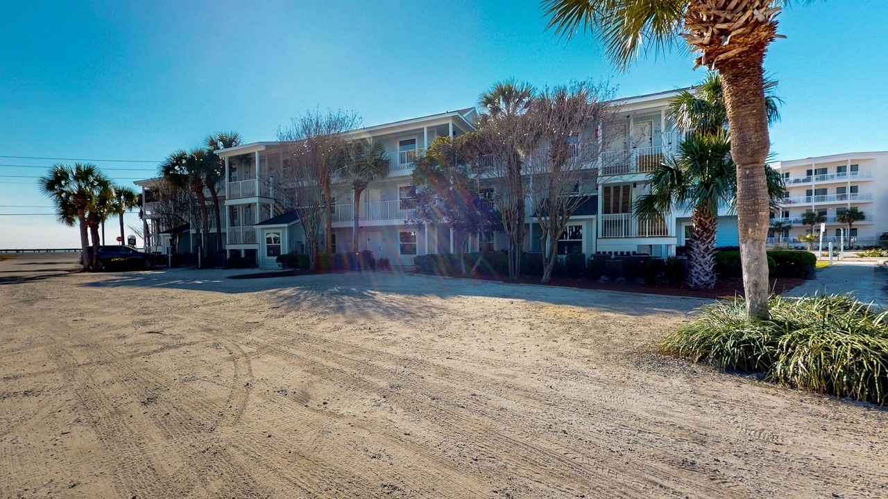 Photo of Outdoor in Avalon Beach Estates