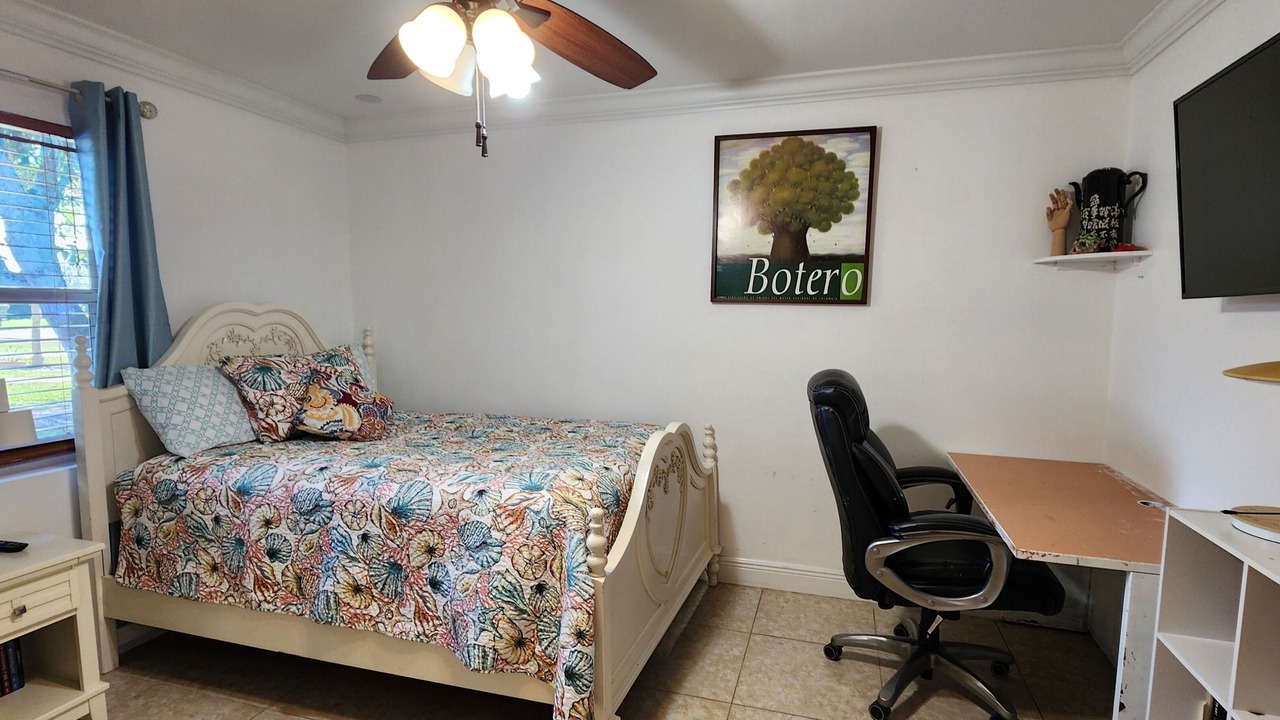 Photo of Bedroom in Central Naples