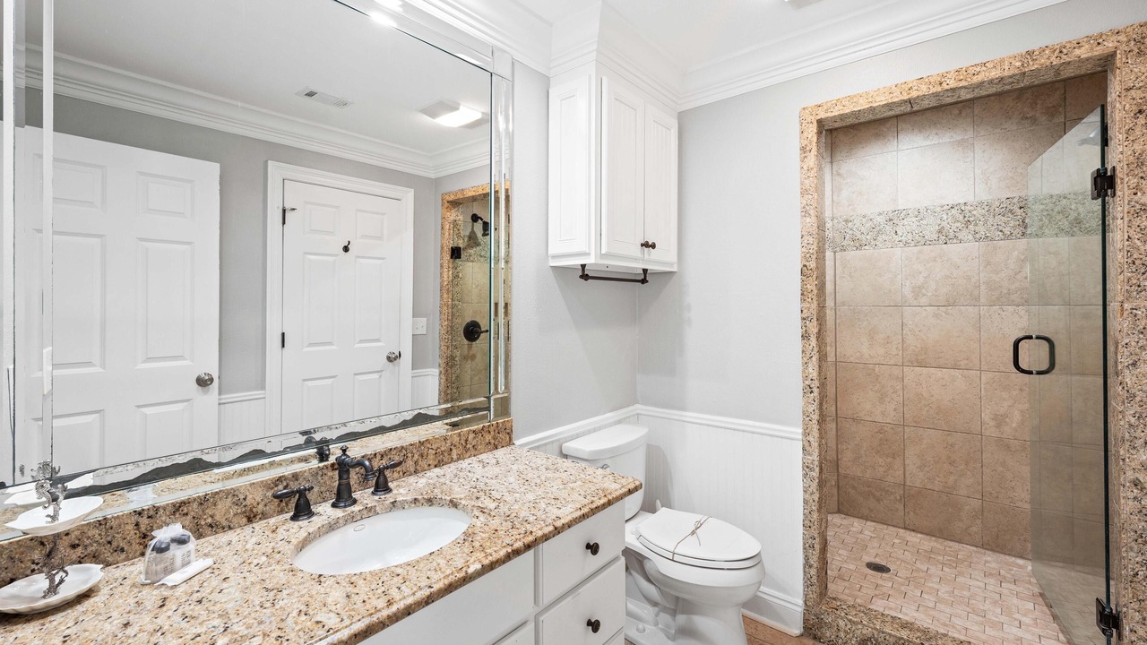 Photo of Bathroom in Seawalk Circle