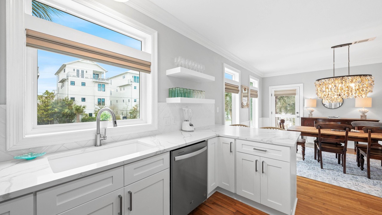 Photo of Kitchen in Seawalk Circle
