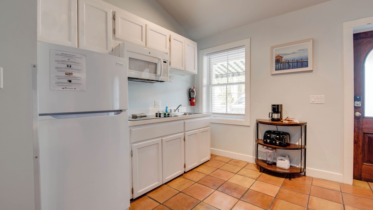 Photo of Kitchen in Uptown - Upper Duval