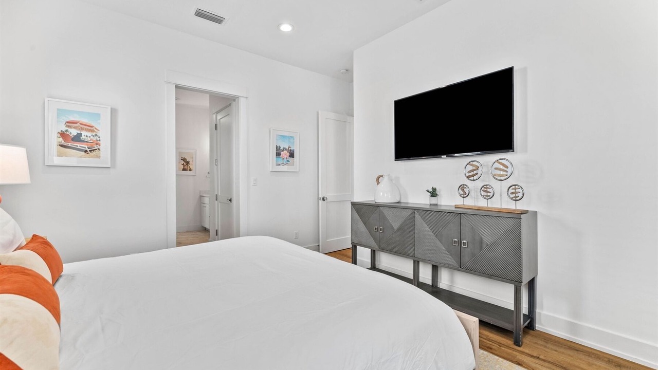 Photo of Bedroom in Village of Sugar Beach