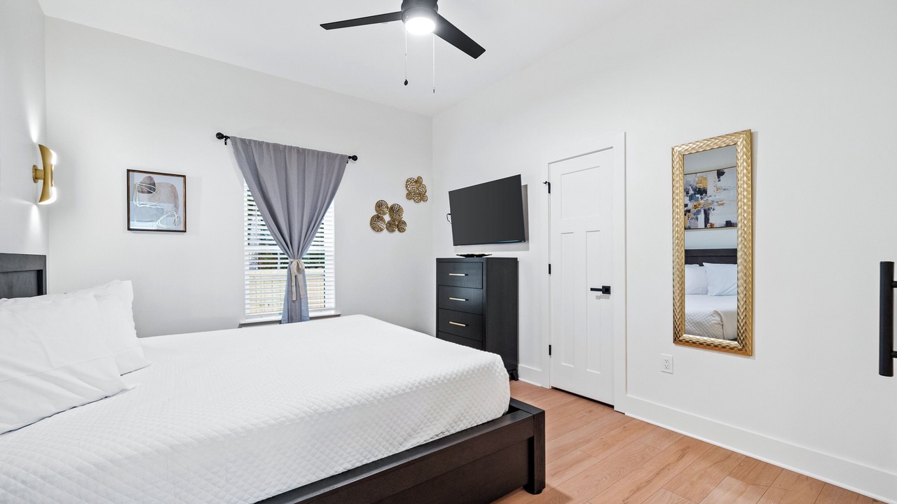 Photo of Bedroom in Summerdale