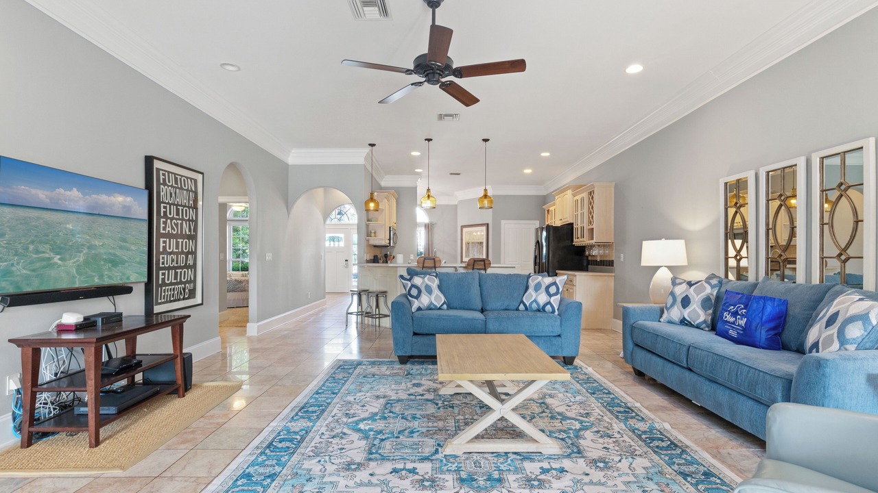 Photo of Livingroom in Village of Sugar Beach