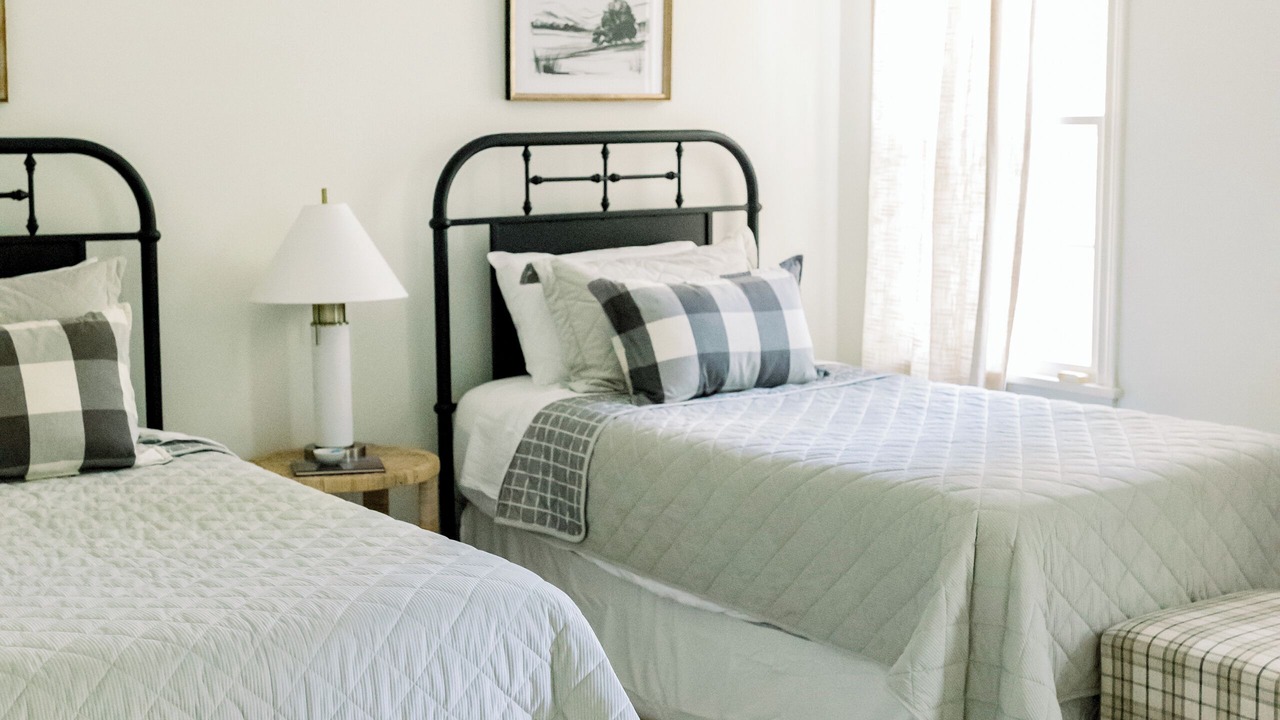 Photo of Bedroom in Fairbanks