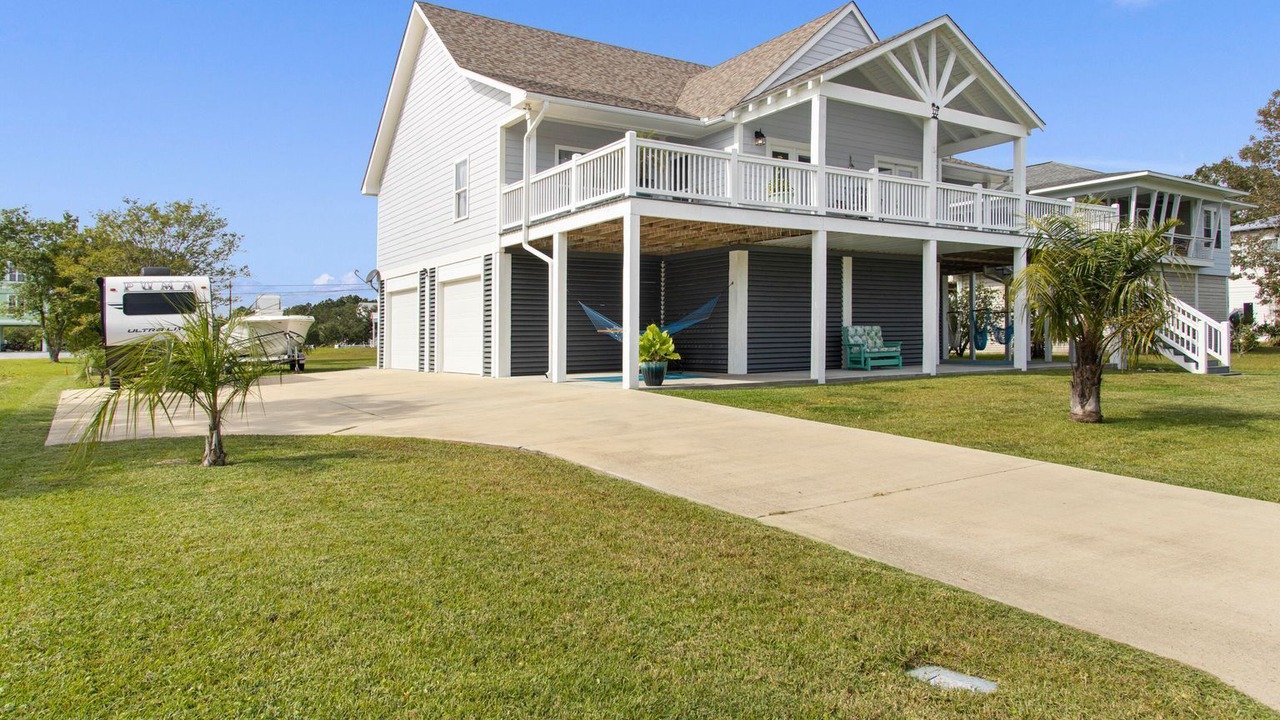 Photo of Outdoor in Henderson Point