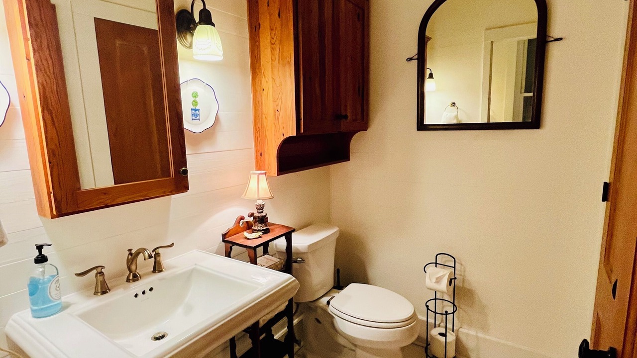 Photo of Bathroom in Historic Downtown Apalachicola