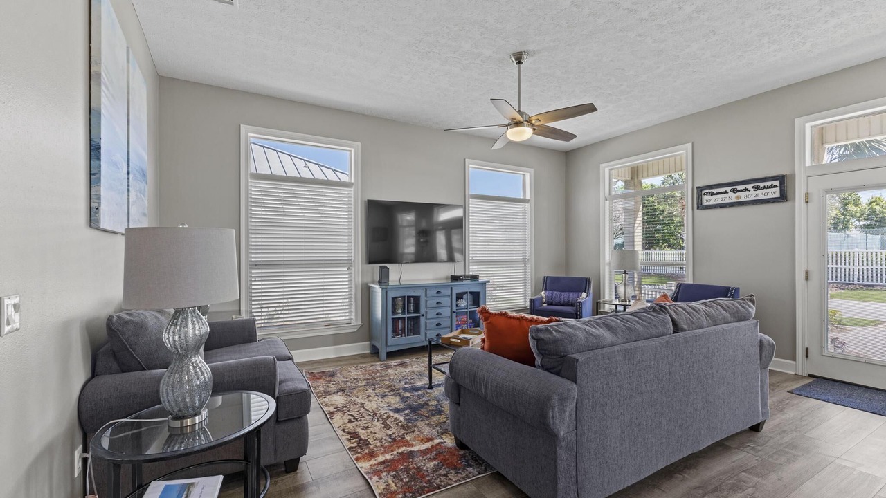 Photo of Livingroom in Miramar Beach