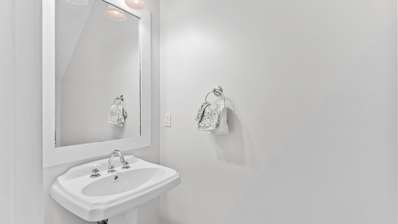 Photo of Bathroom in Forest District