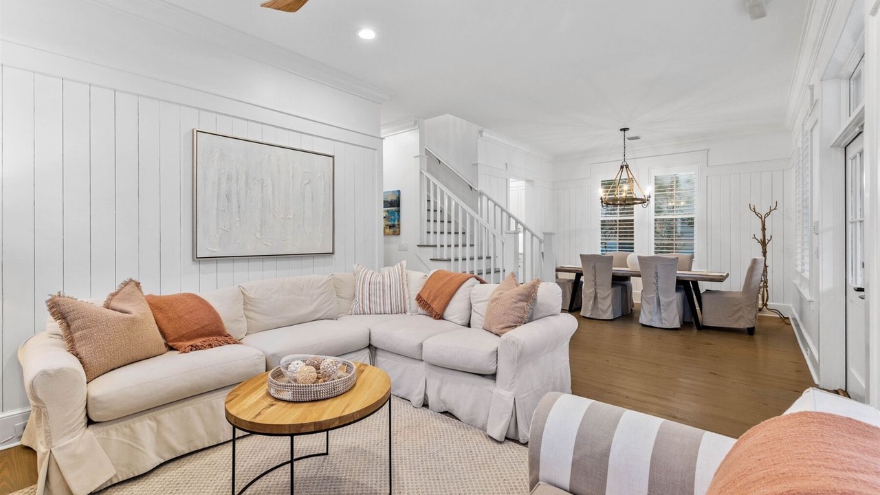 Photo of Livingroom in Forest District