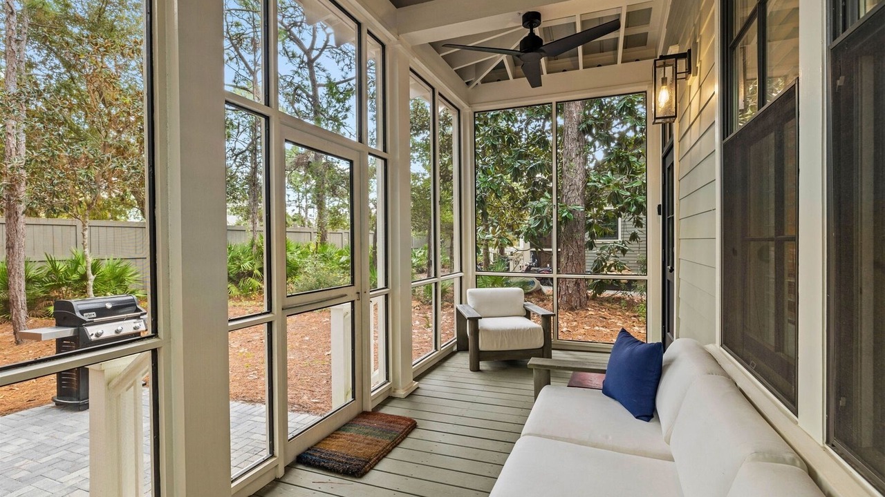Photo of Livingroom in Forest District