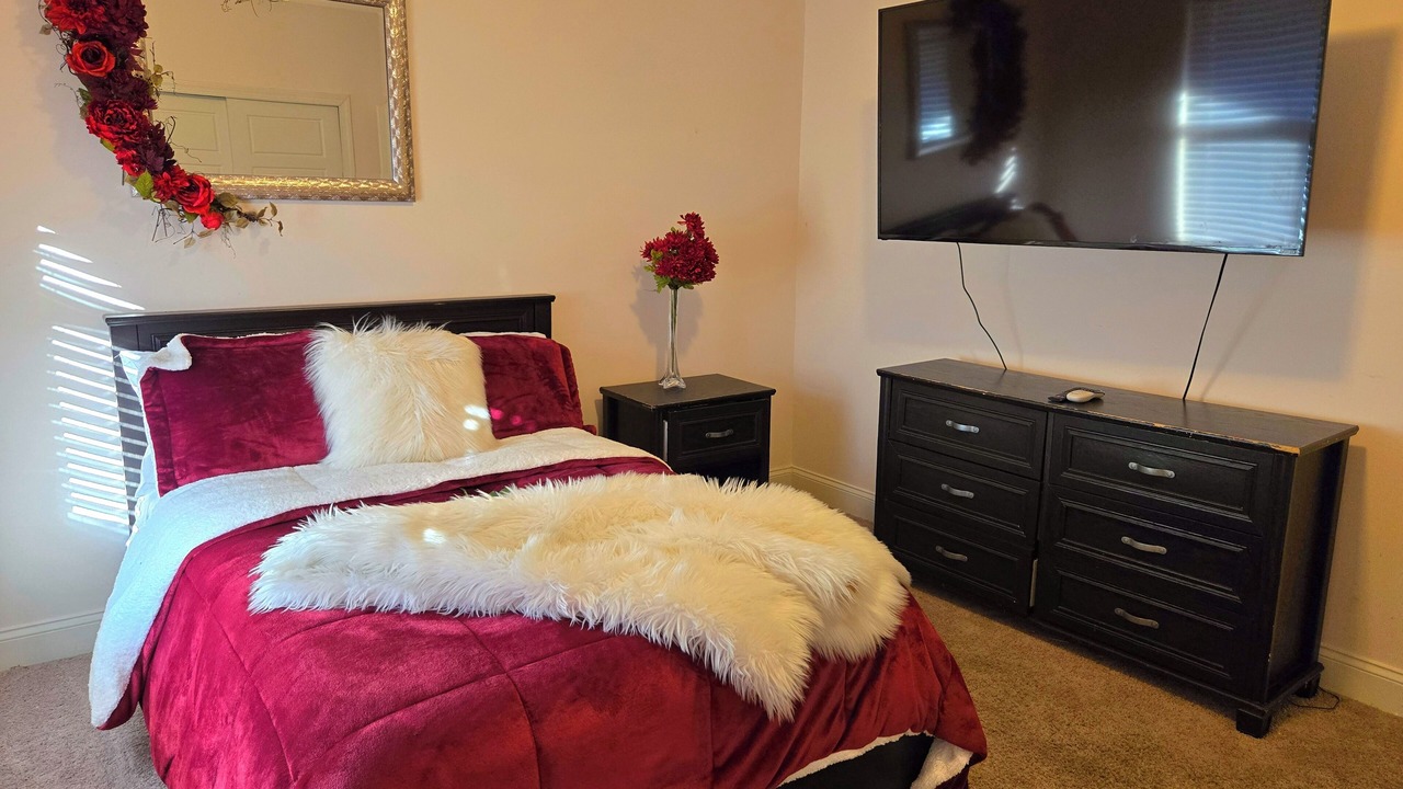 Photo of Bedroom in Tuscaloosa