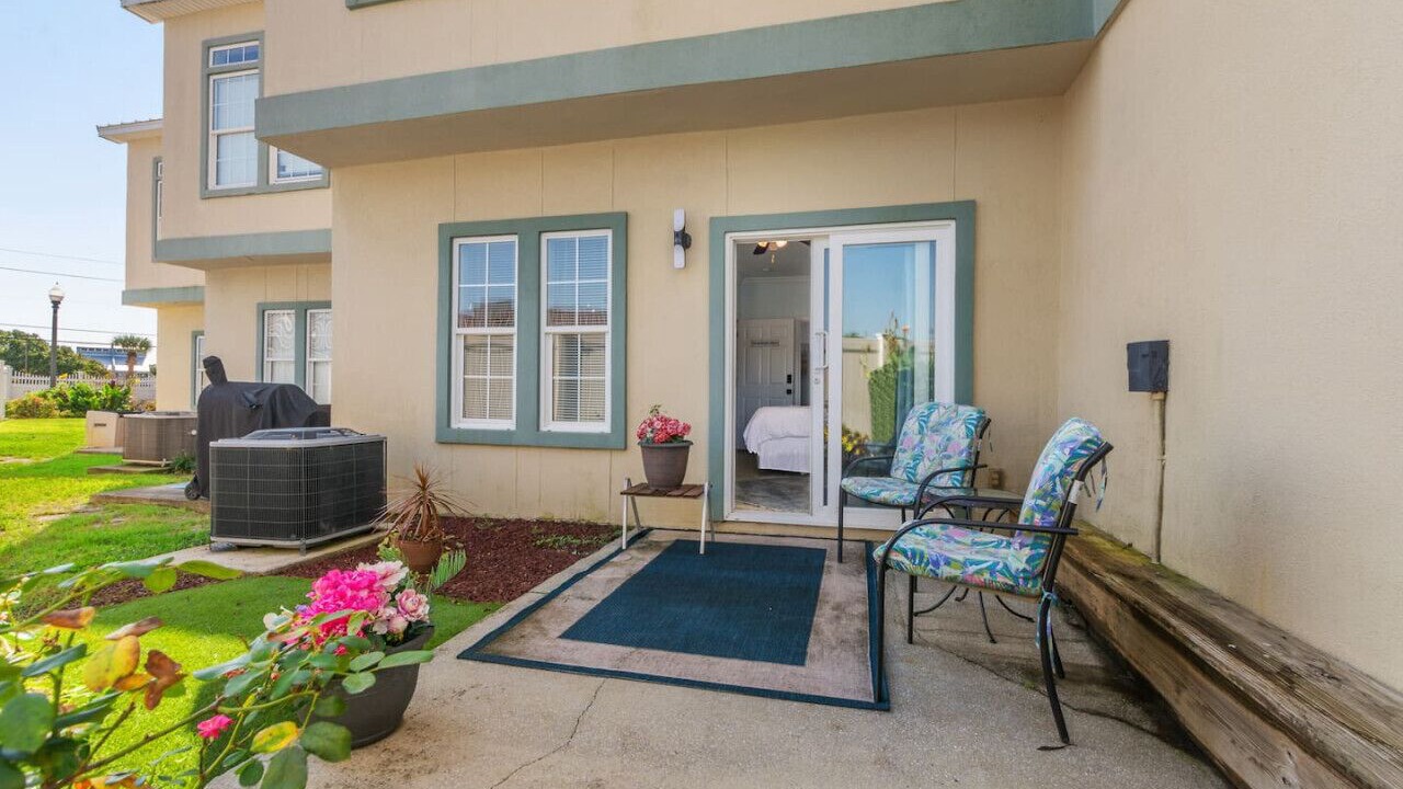 Photo of Patio Balcony in El Centro Beach