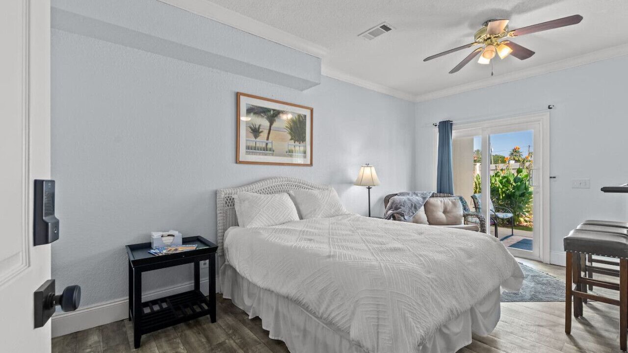 Photo of Bedroom in El Centro Beach