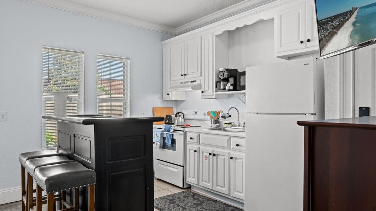 Photo of Kitchen in El Centro Beach