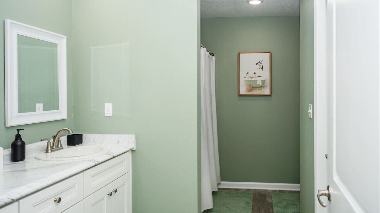 Photo of Bathroom in De Funiak Springs