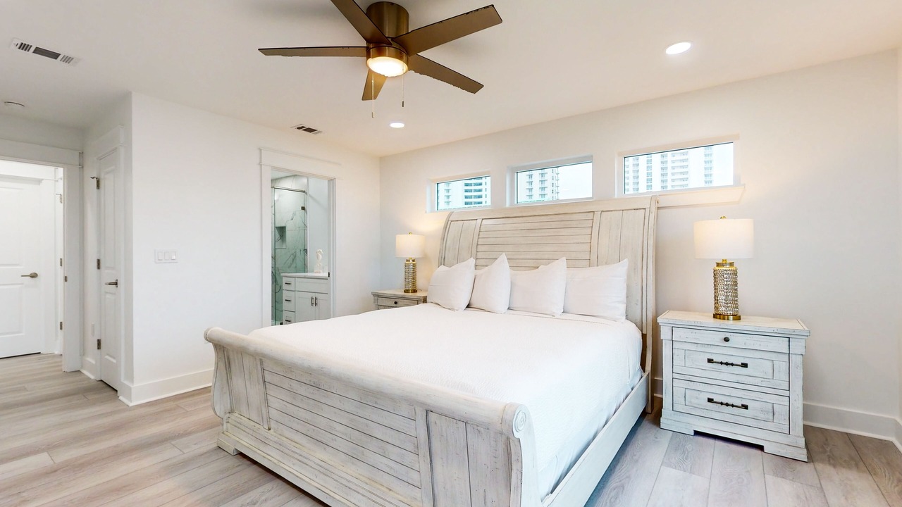 Photo of Bedroom in Navarre Beach