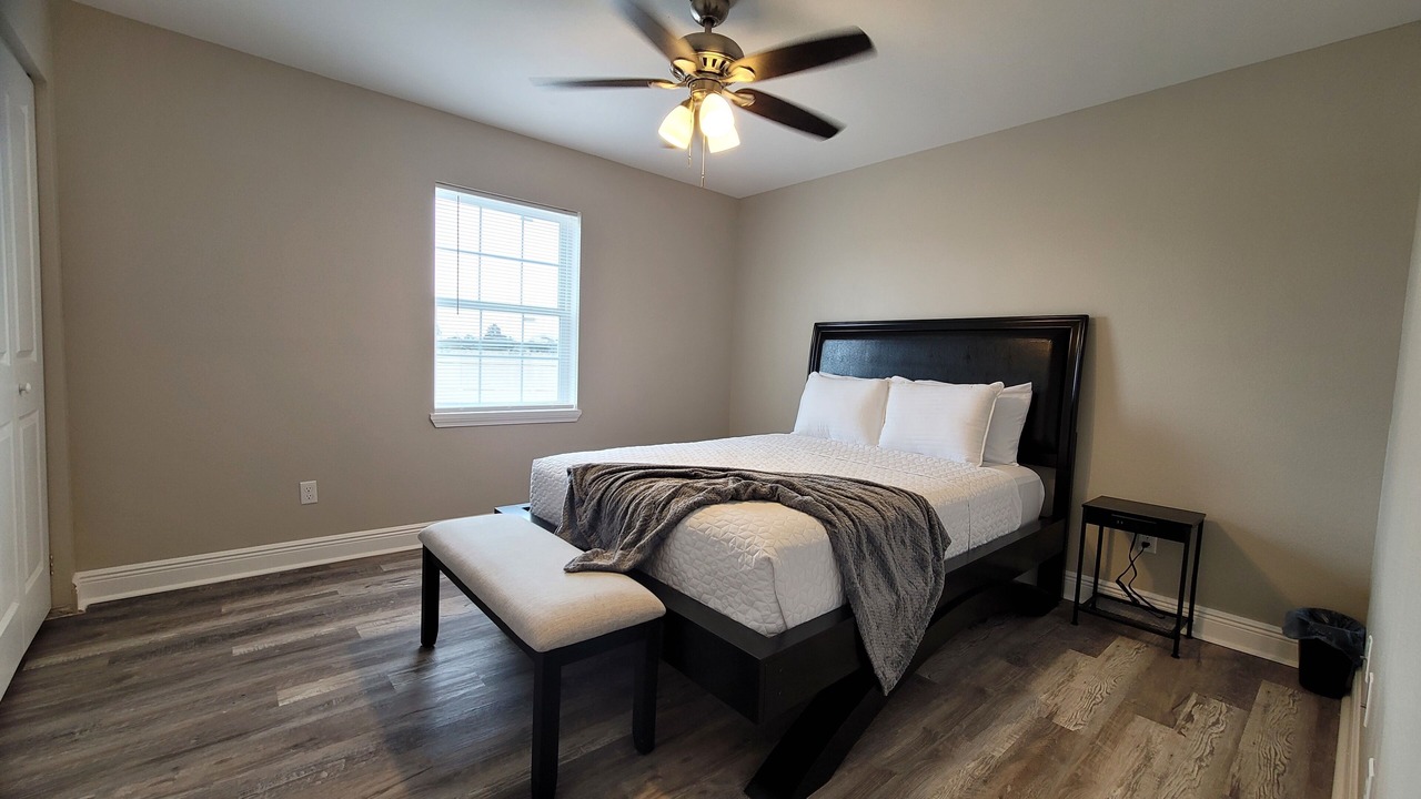 Photo of Bedroom in Lakewood