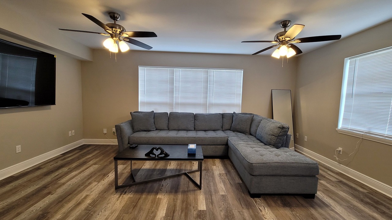 Photo of Livingroom in Lakewood