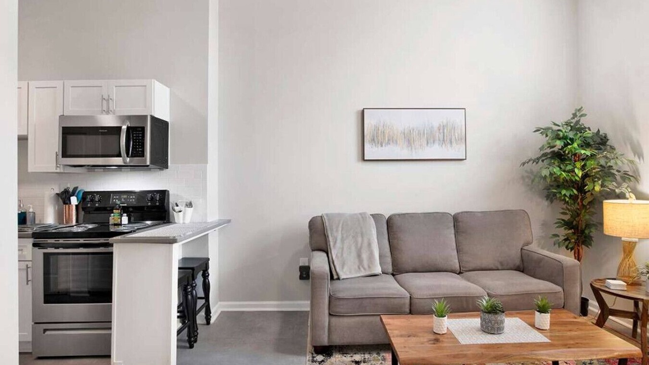 Photo of Livingroom in Central Business District