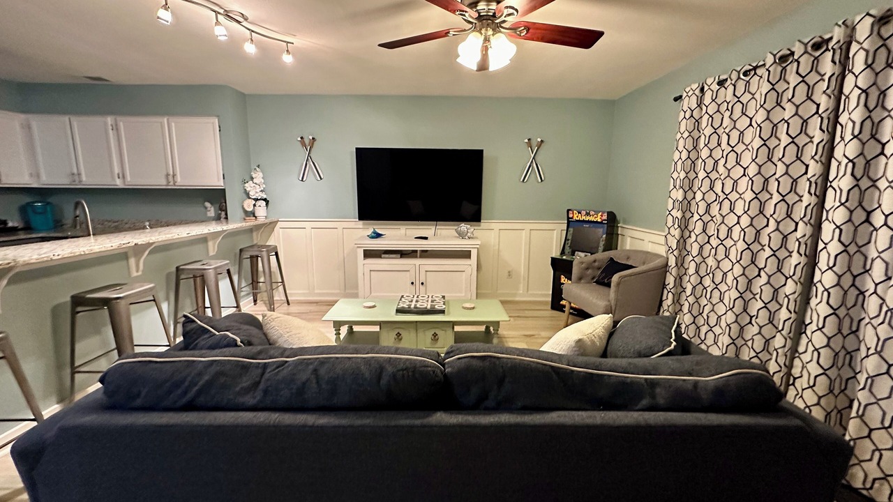 Photo of Livingroom in Mary Esther