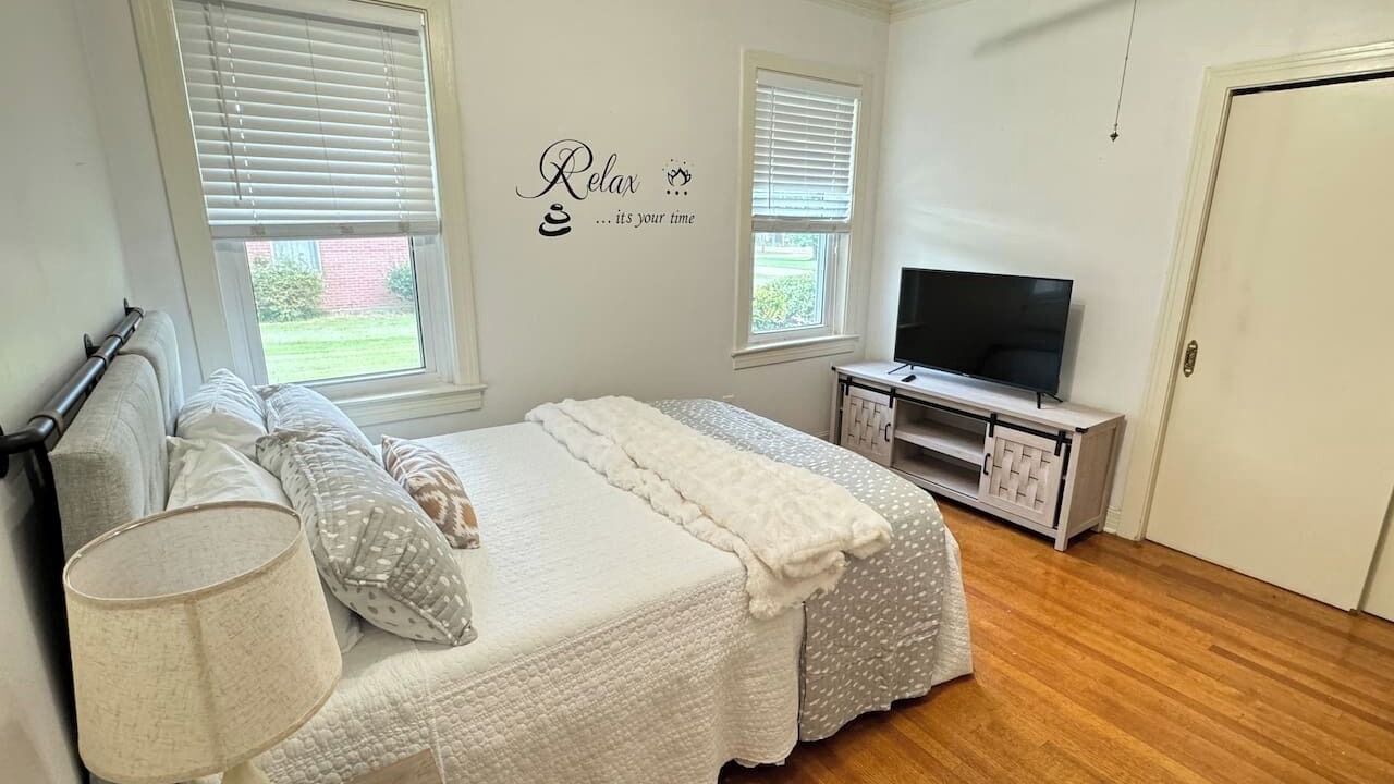 Photo of Bedroom in Forest