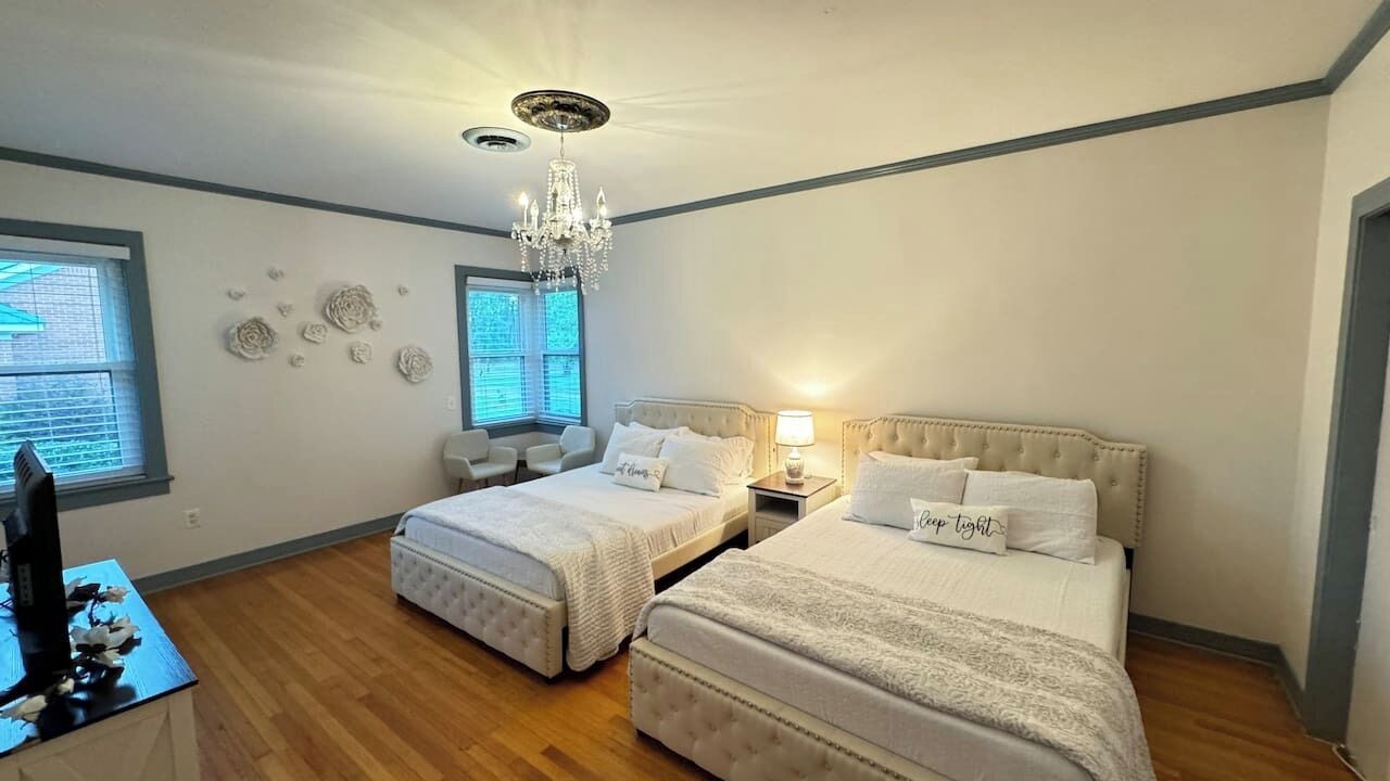 Photo of Bedroom in Forest