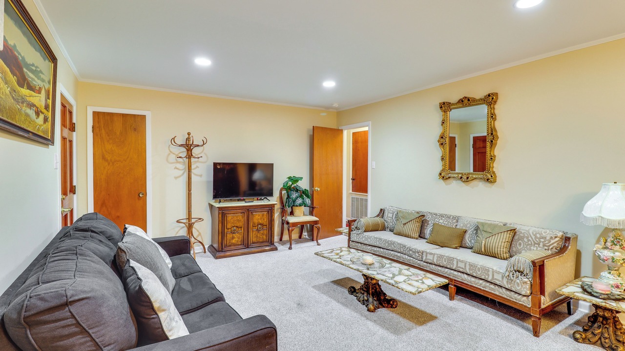 Photo of Livingroom in Natchez