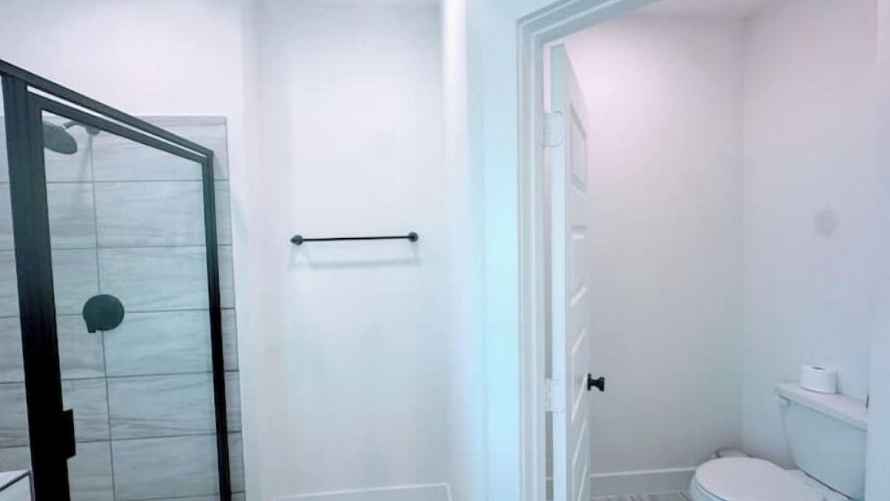 Photo of Bathroom in Clodine