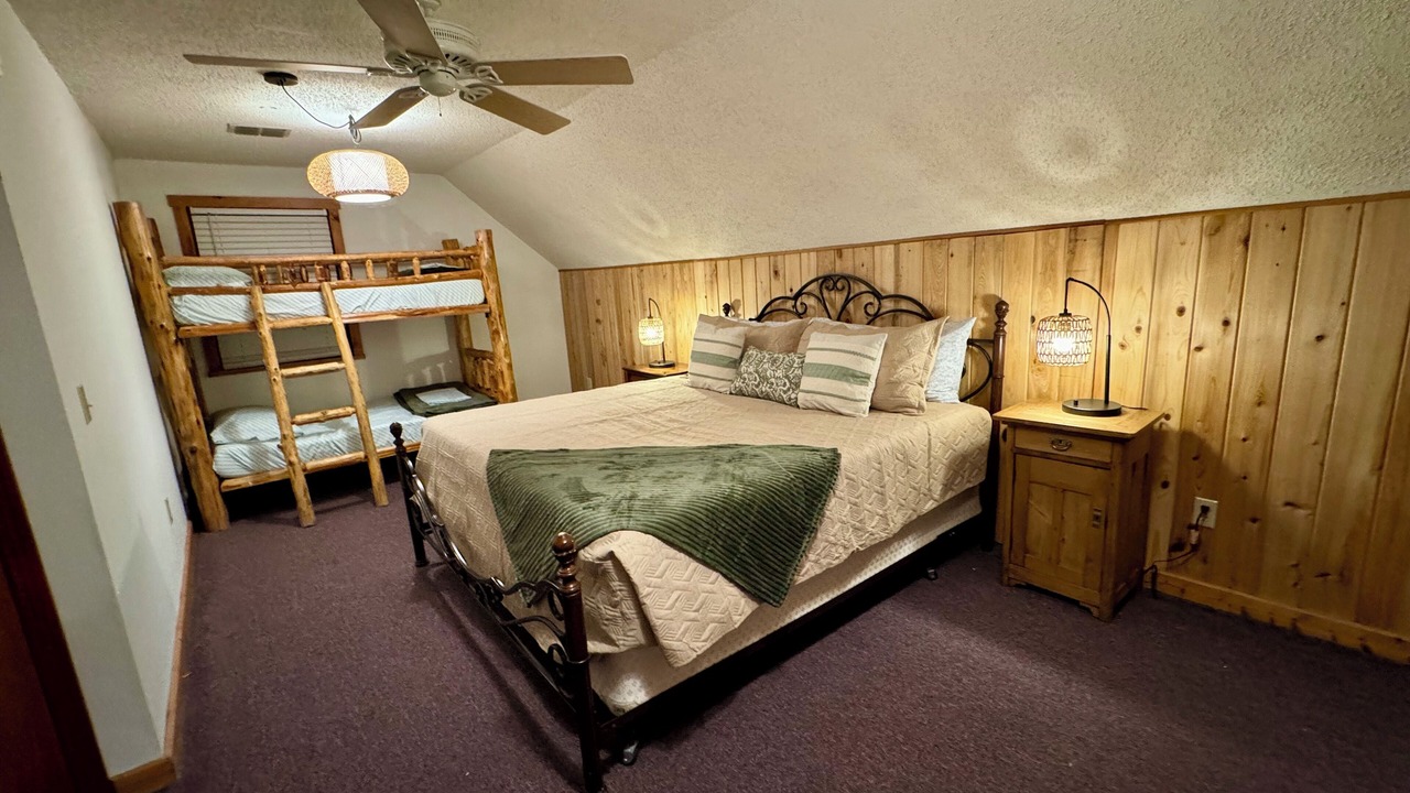 Photo of Bedroom in Mooringsport