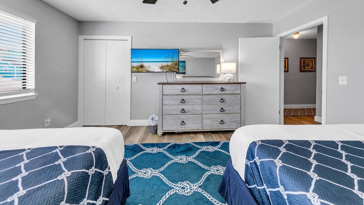 Photo of Bedroom in Laguna Beach Estates
