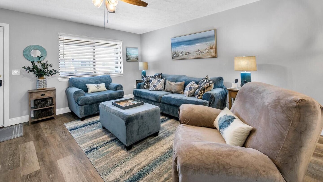 Photo of Livingroom in Laguna Beach Estates