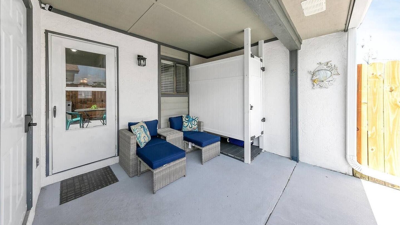Photo of Patio Balcony in Laguna Beach Estates