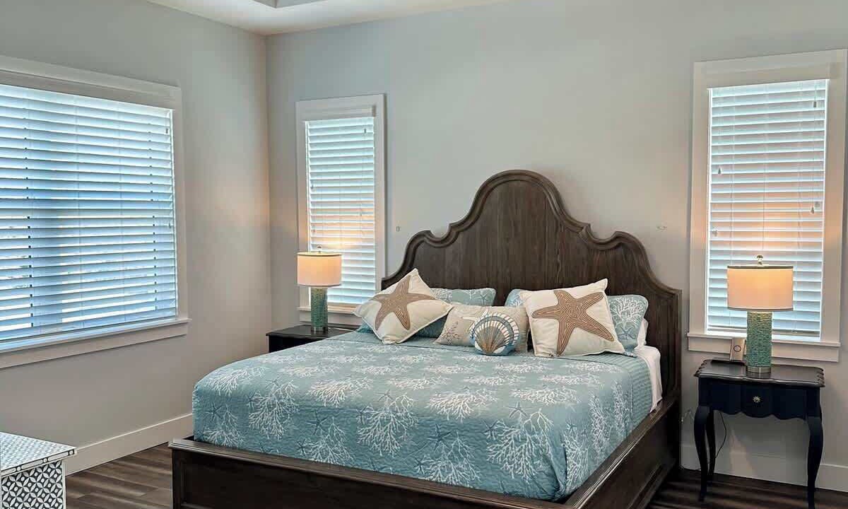 Photo of Bedroom in Cape Haze