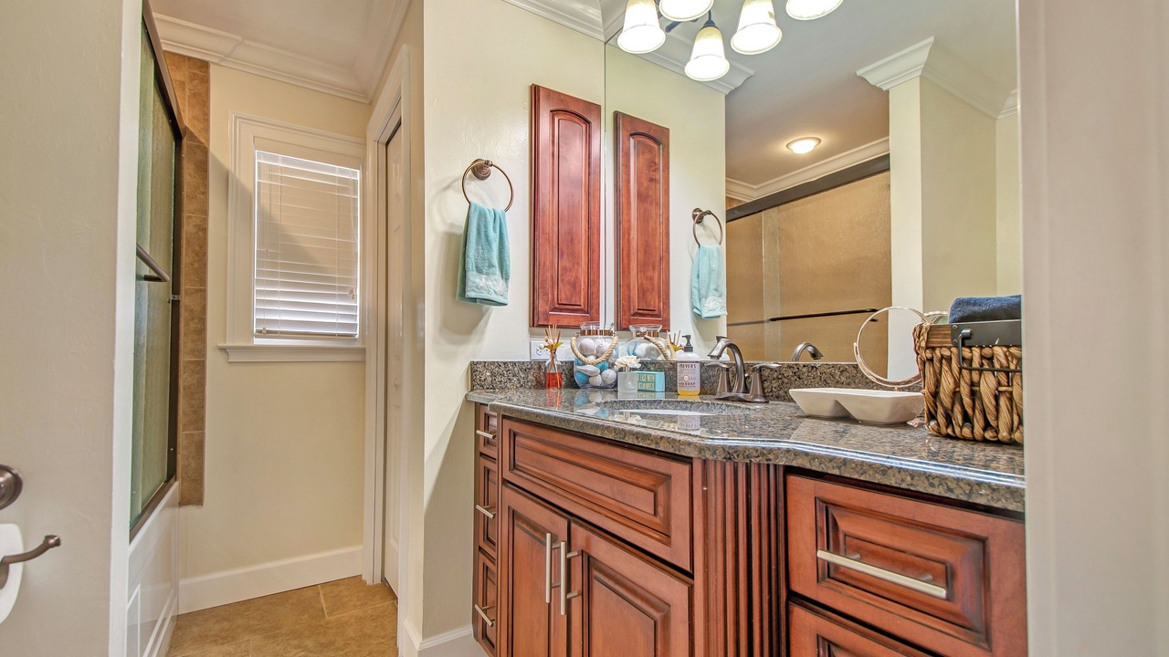 Photo of Bathroom in Isles of Capri