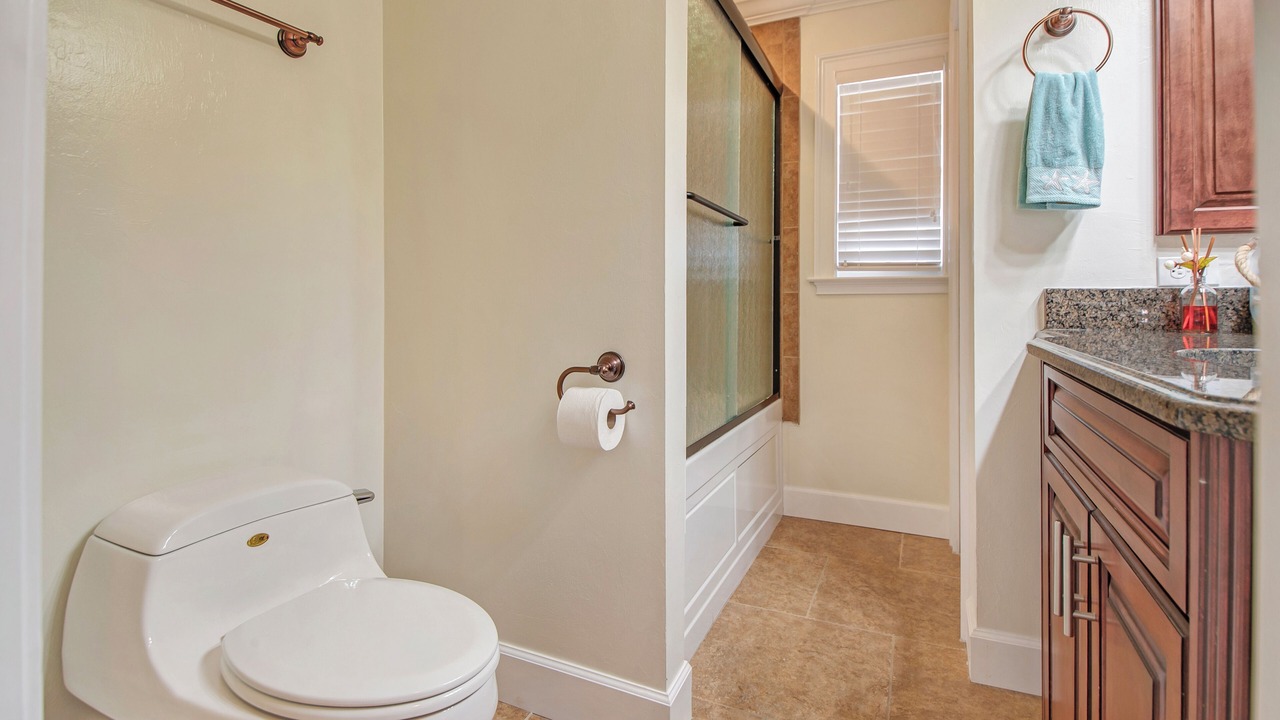 Photo of Bathroom in Isles of Capri