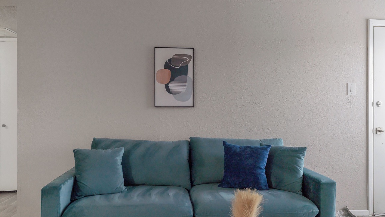 Photo of Livingroom in North Arlington