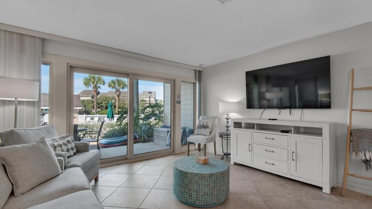 Photo of Livingroom in Miramar Beach