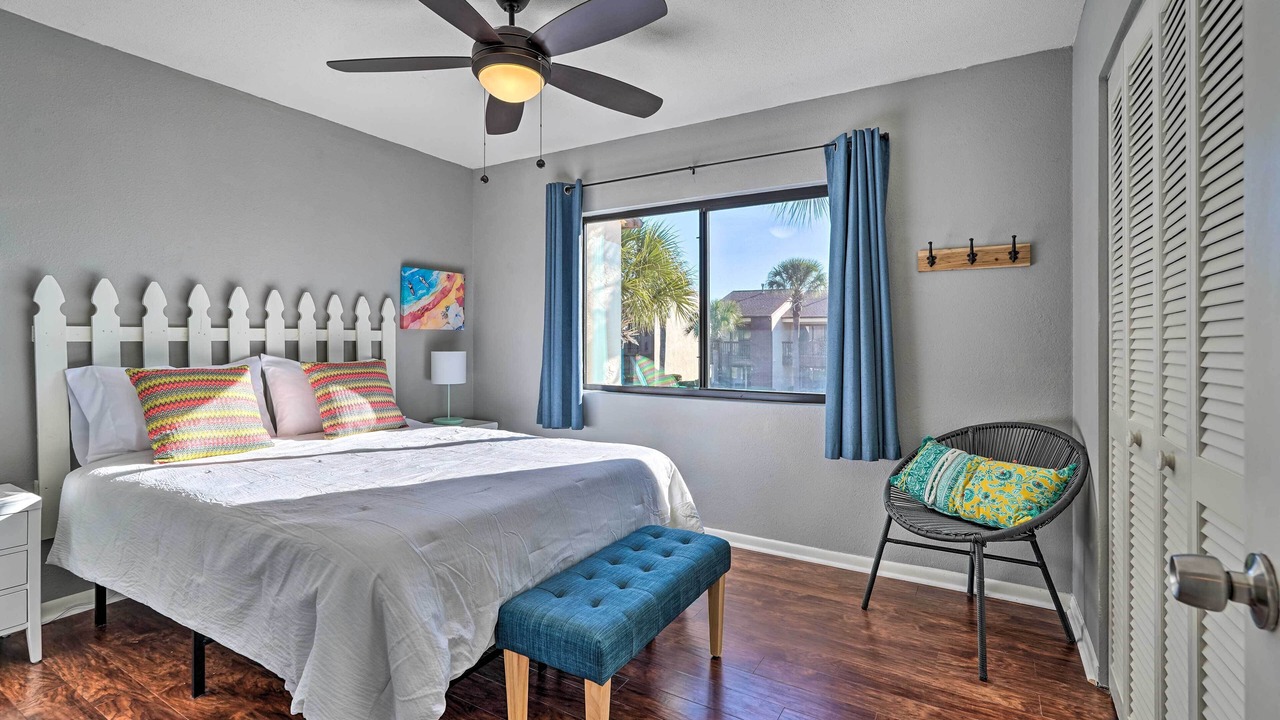 Photo of Bedroom in Miramar Beach